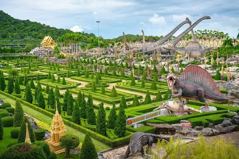Công Viên Khủng Long Nong Noch