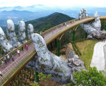 Cầu Vàng - Sun World Bà Nà Hills Đà Nẵng