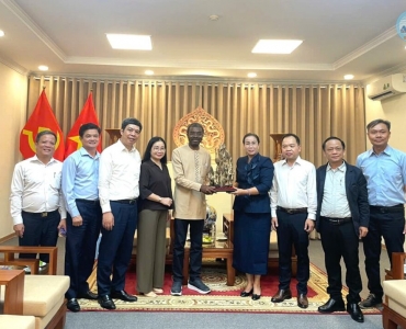 Đà Nẵng Đề Nghị Unesco Hỗ Trợ Xây Dựng Hồ Sơ Ngũ Hành Sơn Là Di Sản Thế Giới Hỗn Hợp