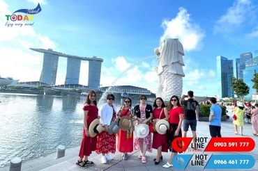 Khách đoàn nhà Today tại Singapore